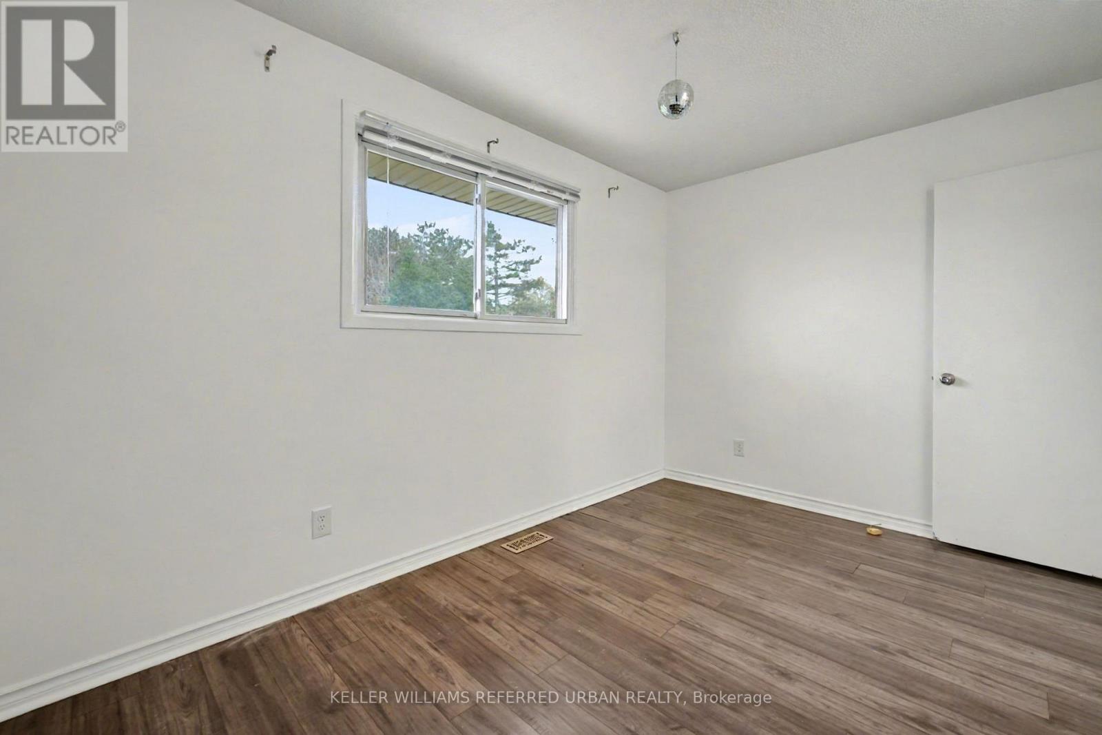 4 Deborah Court, St. Catharines, Ontario  L2P 3R6 - Photo 13 - X12512338