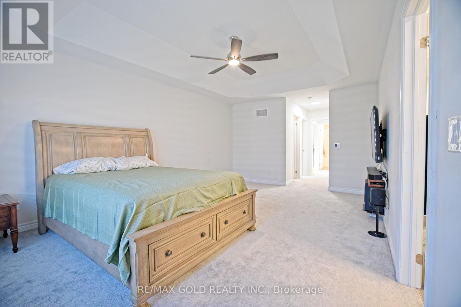 71 Gloria Street, Kitchener, Ontario  N2R 0R4 - Photo 29 - X12512348