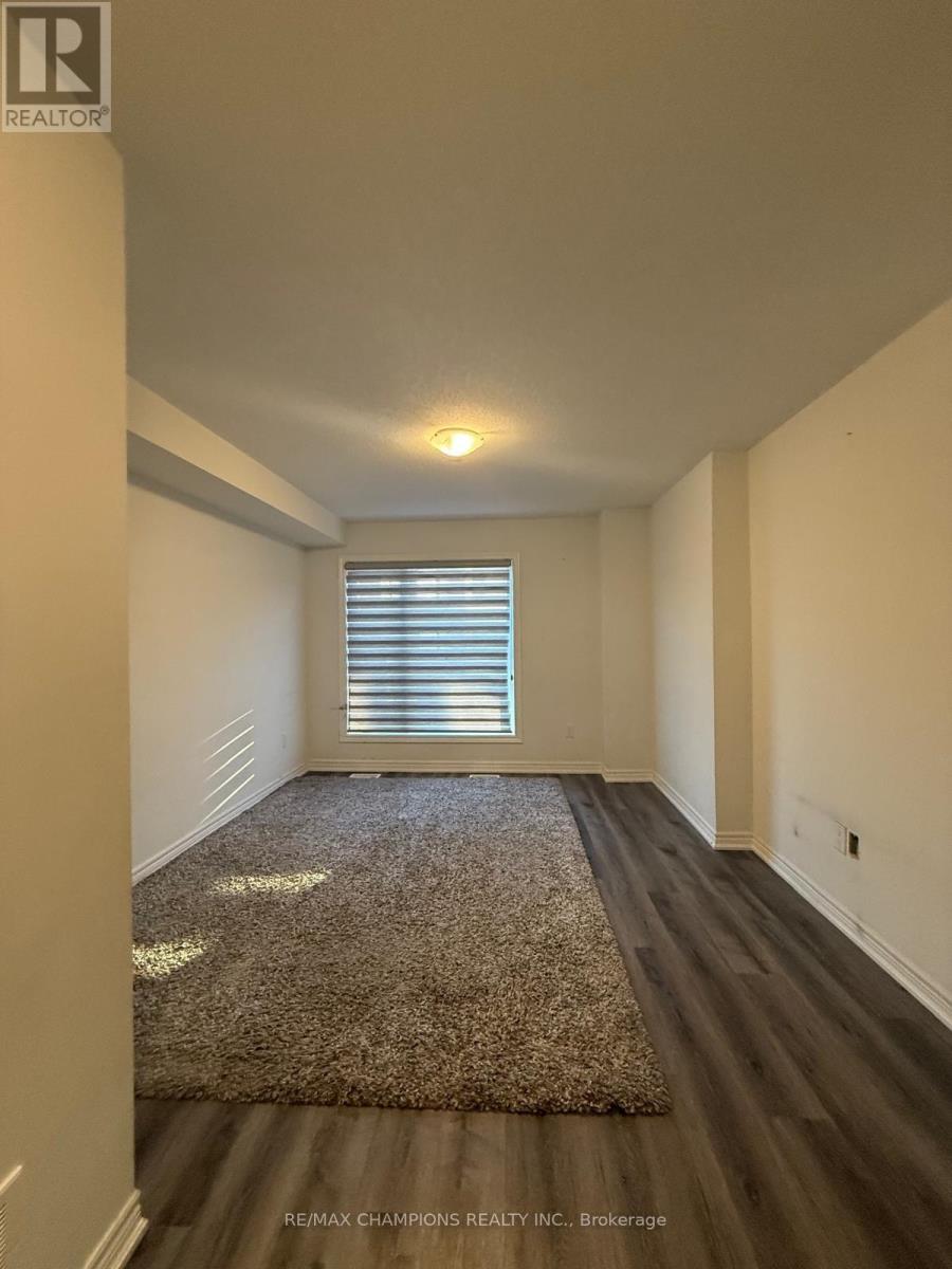 10 Radison Lane, Hamilton, Ontario  L8H 0B5 - Photo 11 - X12512380