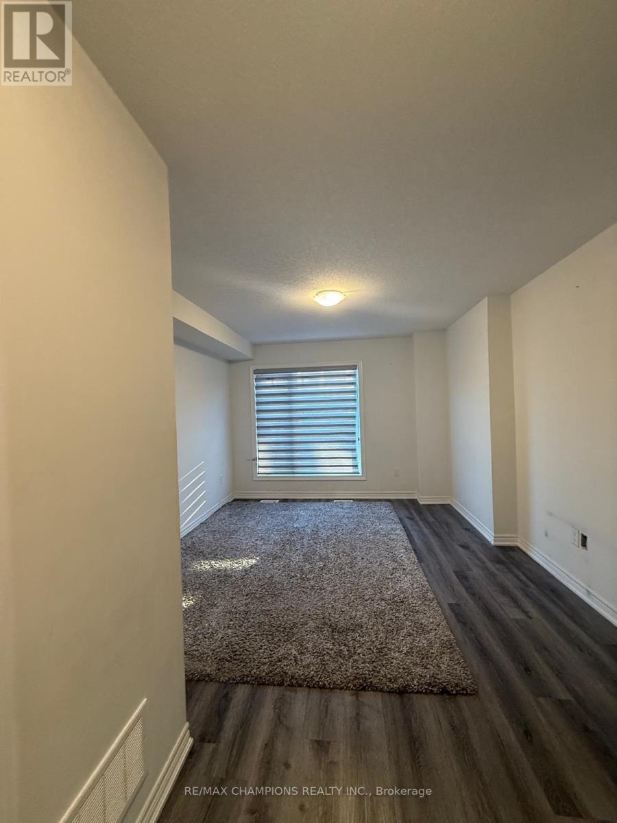 10 Radison Lane, Hamilton, Ontario  L8H 0B5 - Photo 12 - X12512380