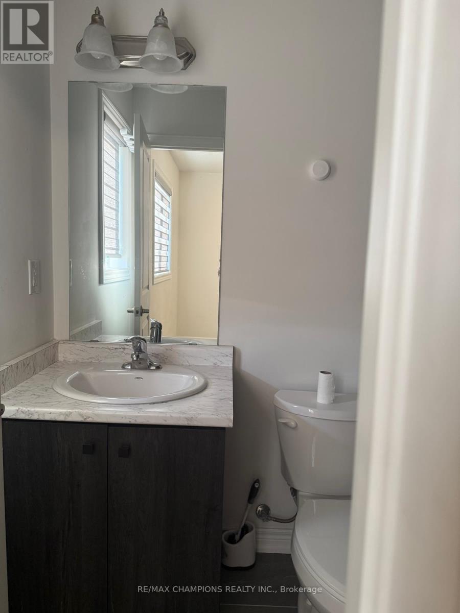 10 Radison Lane, Hamilton, Ontario  L8H 0B5 - Photo 22 - X12512380