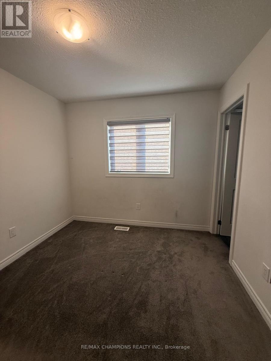 10 Radison Lane, Hamilton, Ontario  L8H 0B5 - Photo 29 - X12512380