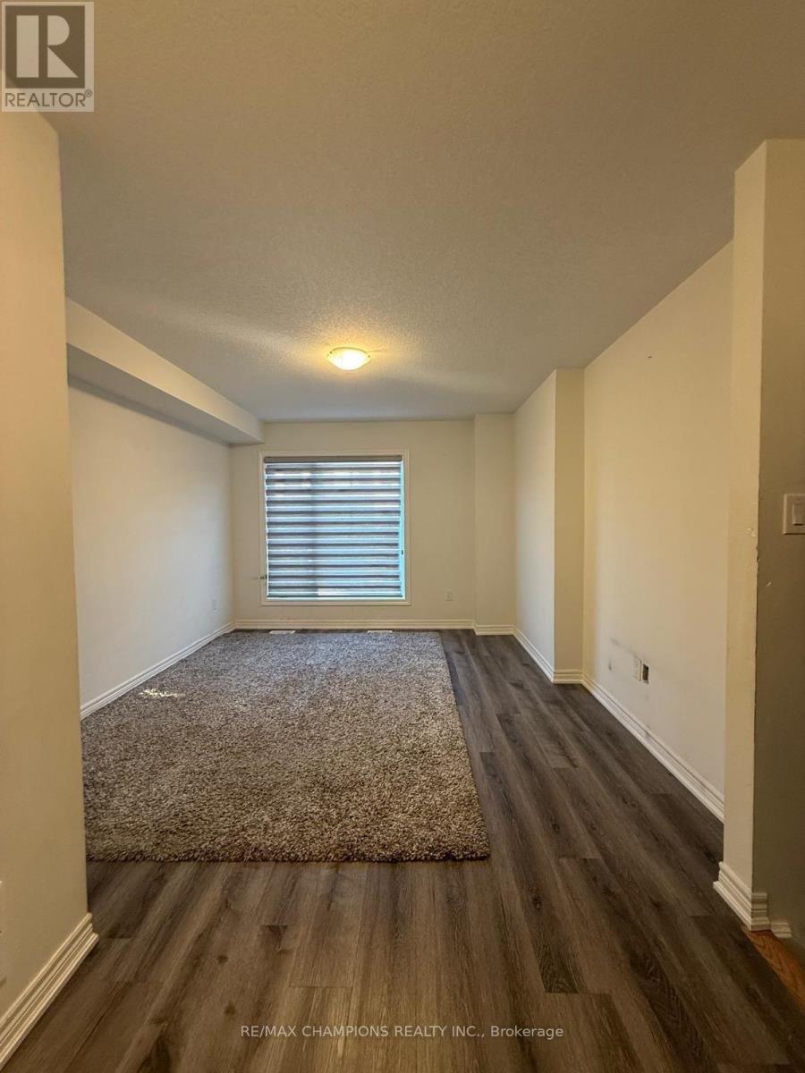 10 Radison Lane, Hamilton, Ontario  L8H 0B5 - Photo 35 - X12512380