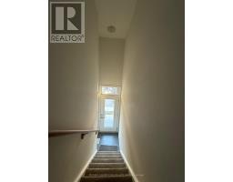 10 RADISON LANE, Hamilton, Ontario