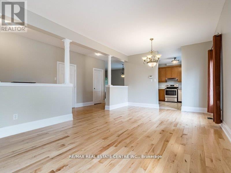 4 Panorama Way, Hamilton, Ontario  L8E 6C6 - Photo 12 - X12512392