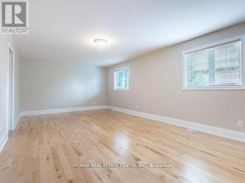 4 Panorama Way, Hamilton, Ontario  L8E 6C6 - Photo 23 - X12512392