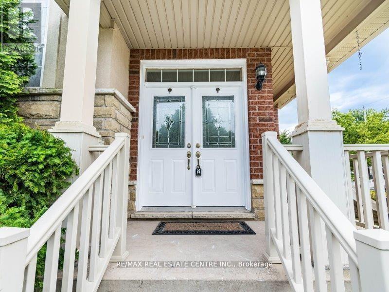 4 Panorama Way, Hamilton, Ontario  L8E 6C6 - Photo 4 - X12512392