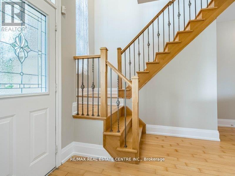 4 Panorama Way, Hamilton, Ontario  L8E 6C6 - Photo 6 - X12512392