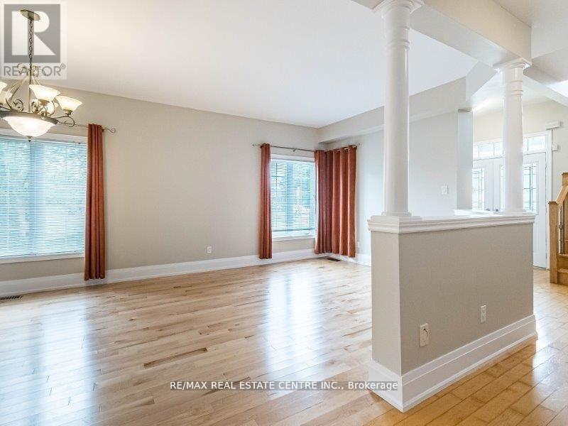 4 Panorama Way, Hamilton, Ontario  L8E 6C6 - Photo 9 - X12512392