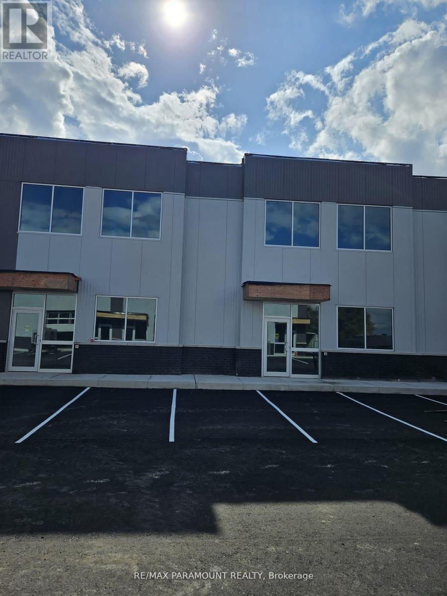 Unit 14 - 406 Pritchard Road, Hamilton, Ontario  L8W 3P6 - Photo 2 - X12512404