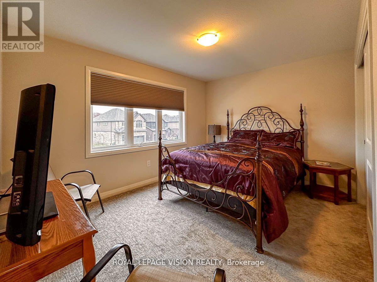 155 Bur Oak Drive, Thorold, Ontario  L2V 4Y6 - Photo 17 - X12512420