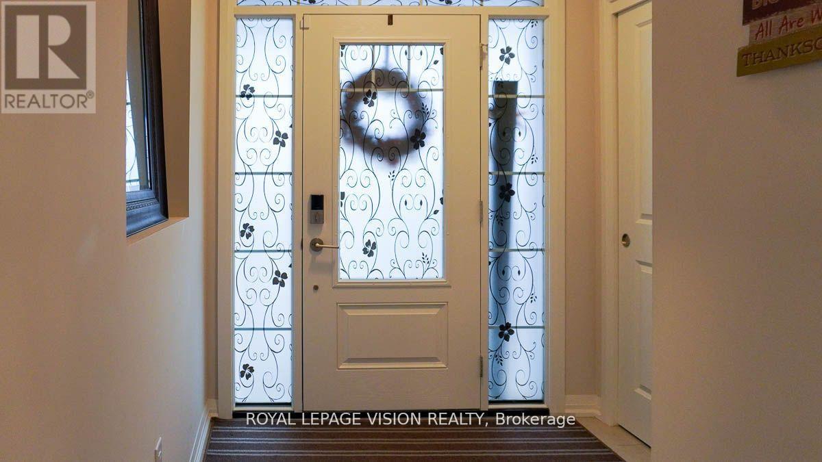 155 Bur Oak Drive, Thorold, Ontario  L2V 4Y6 - Photo 2 - X12512420