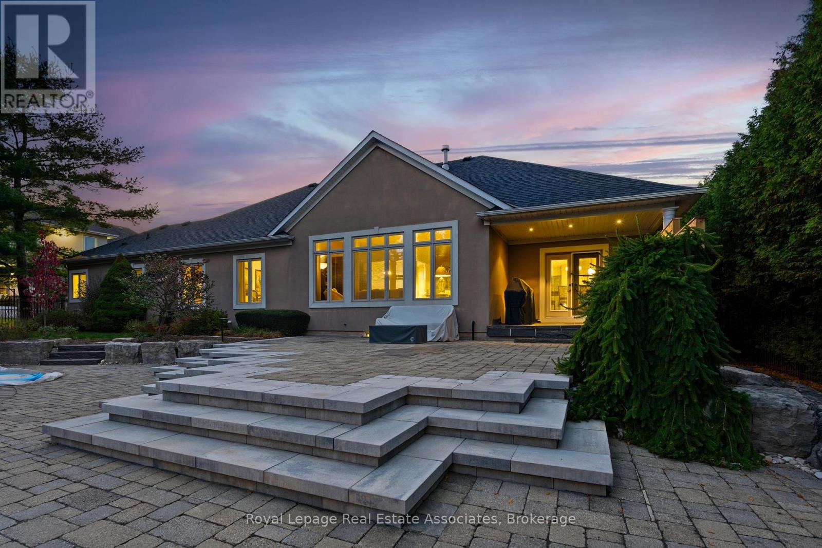 7 Appaloosa Trail, Hamilton, Ontario  L0R 1H3 - Photo 43 - X12512436