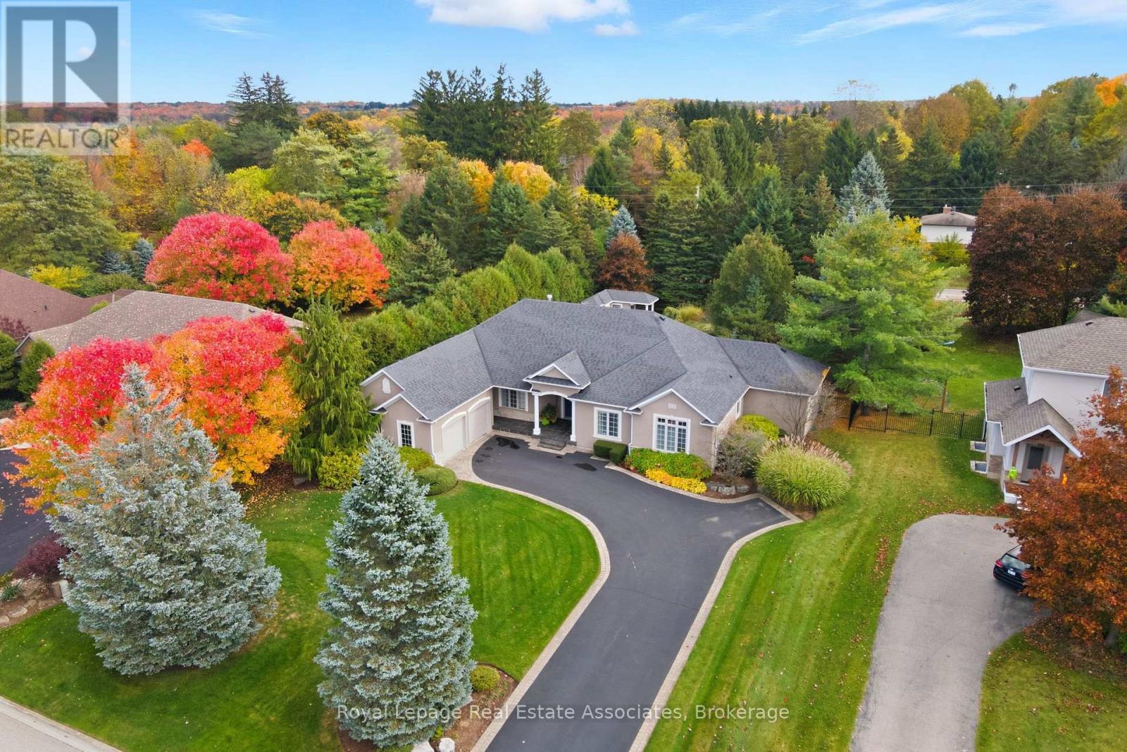 7 Appaloosa Trail, Hamilton, Ontario  L0R 1H3 - Photo 46 - X12512436