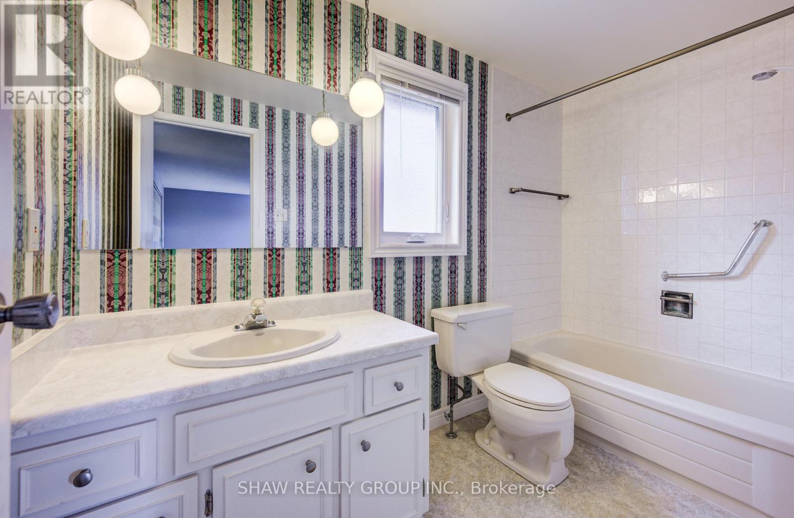 14 Broadview Court, Kitchener, Ontario  N2A 2X8 - Photo 28 - X12512462