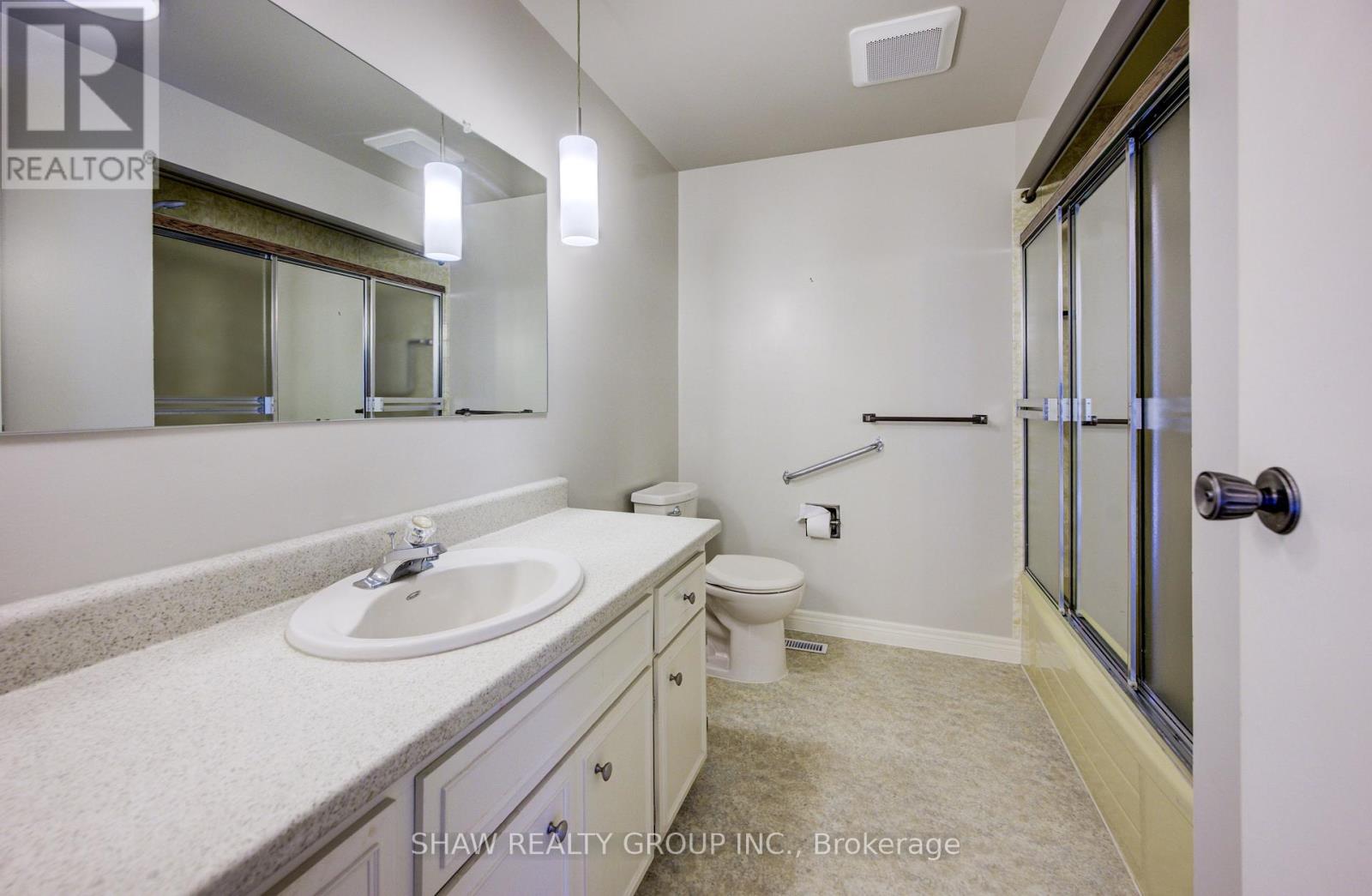 14 Broadview Court, Kitchener, Ontario  N2A 2X8 - Photo 37 - X12512462