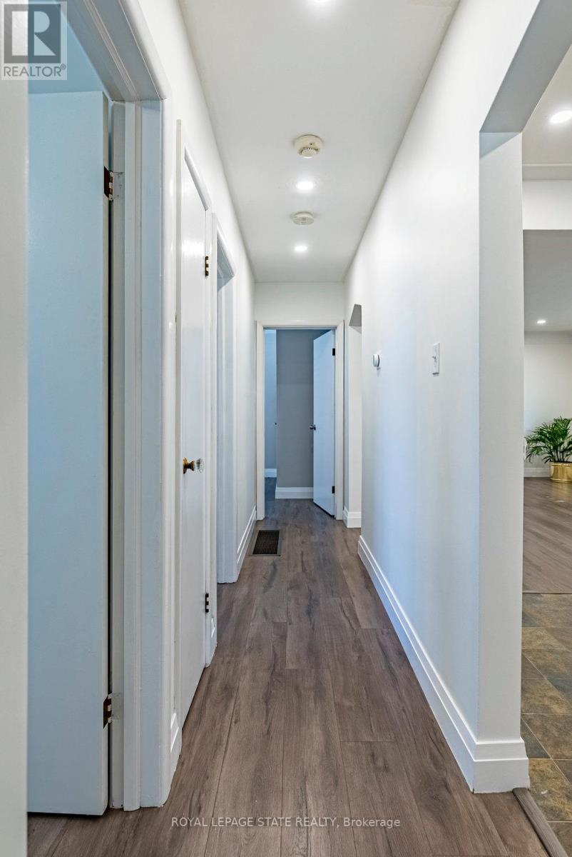 105 Mcelroy Road E, Hamilton, Ontario  L9A 1Z1 - Photo 15 - X12512490