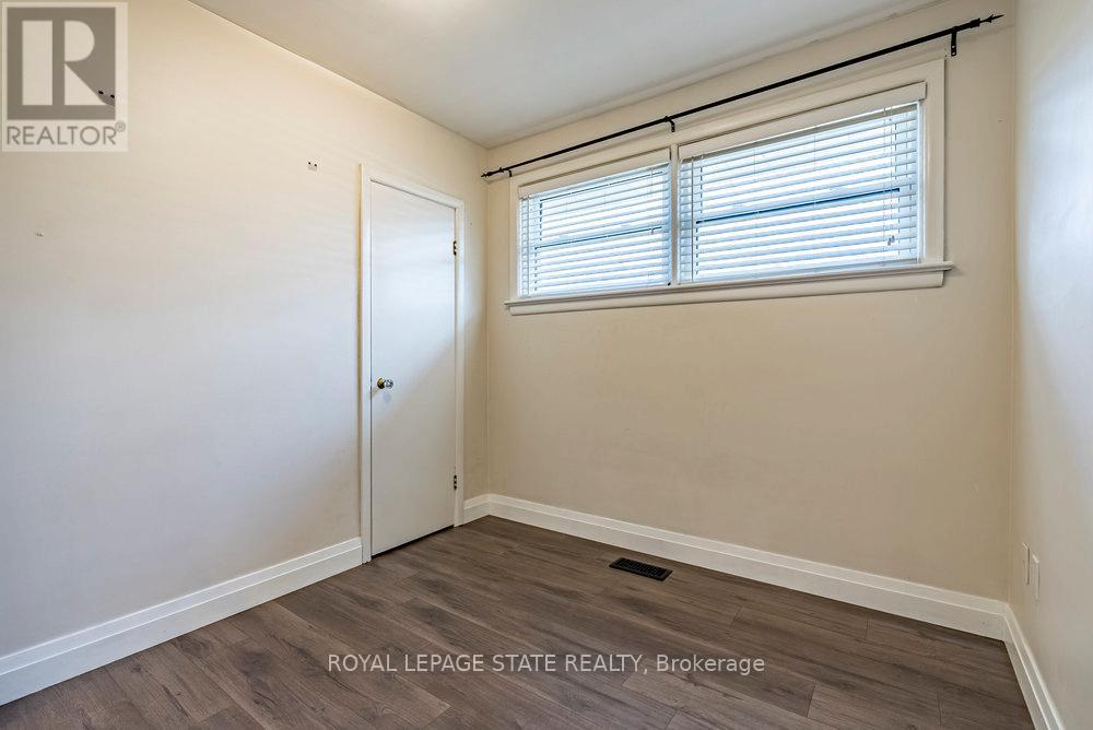 105 Mcelroy Road E, Hamilton, Ontario  L9A 1Z1 - Photo 19 - X12512490