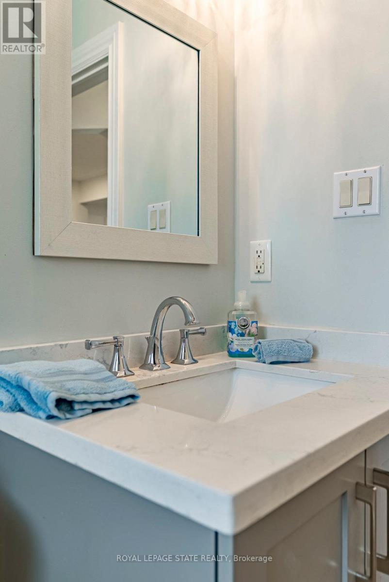 105 Mcelroy Road E, Hamilton, Ontario  L9A 1Z1 - Photo 22 - X12512490