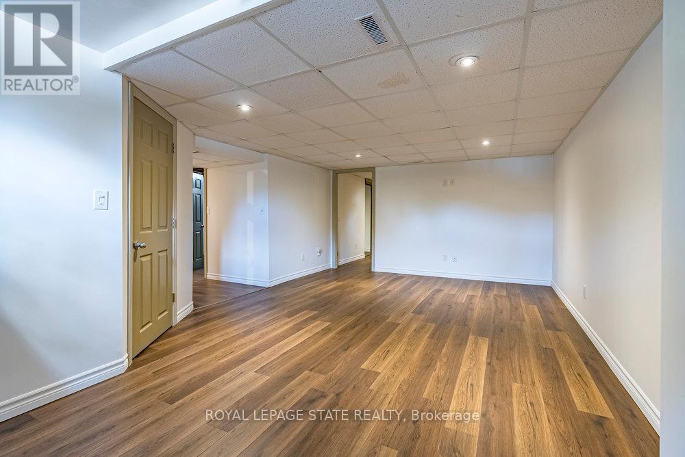 105 Mcelroy Road E, Hamilton, Ontario  L9A 1Z1 - Photo 31 - X12512490