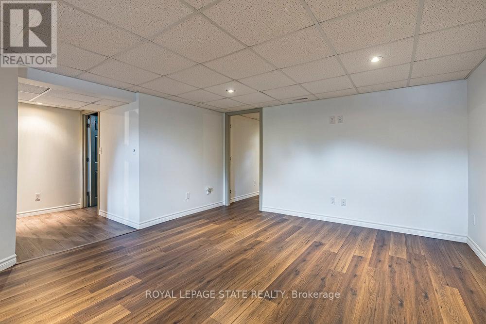 105 Mcelroy Road E, Hamilton, Ontario  L9A 1Z1 - Photo 34 - X12512490