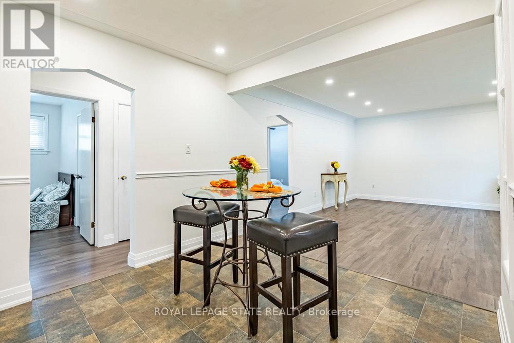 105 Mcelroy Road E, Hamilton, Ontario  L9A 1Z1 - Photo 8 - X12512490