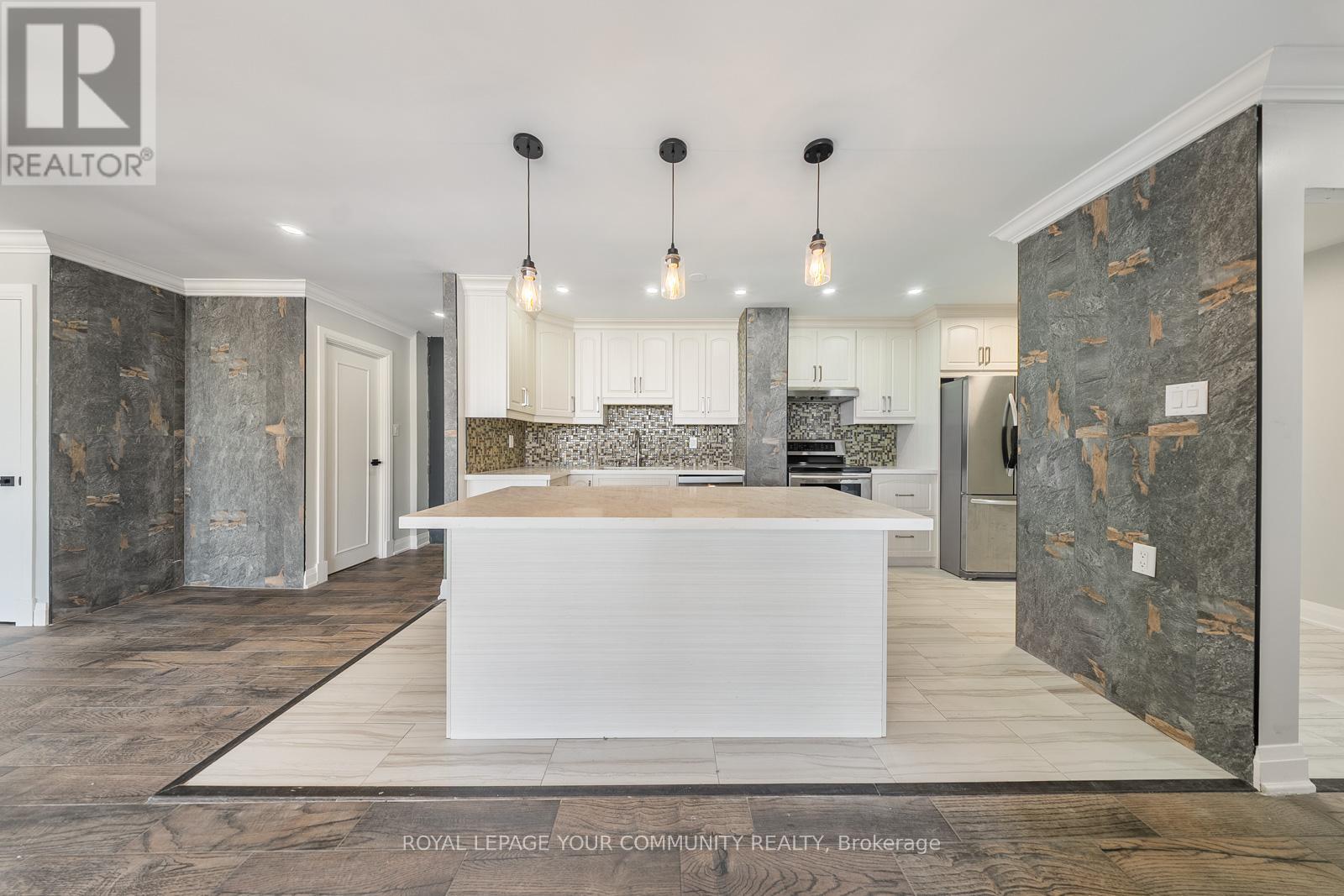 Ph3 - 222 Jackson Street, Hamilton, Ontario  L8P 4S5 - Photo 11 - X12512524