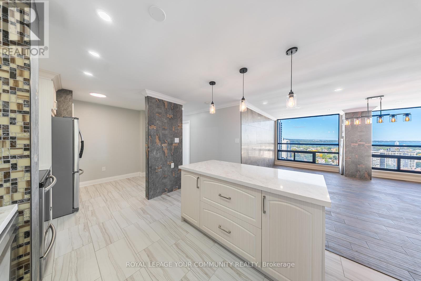 Ph3 - 222 Jackson Street, Hamilton, Ontario  L8P 4S5 - Photo 14 - X12512524