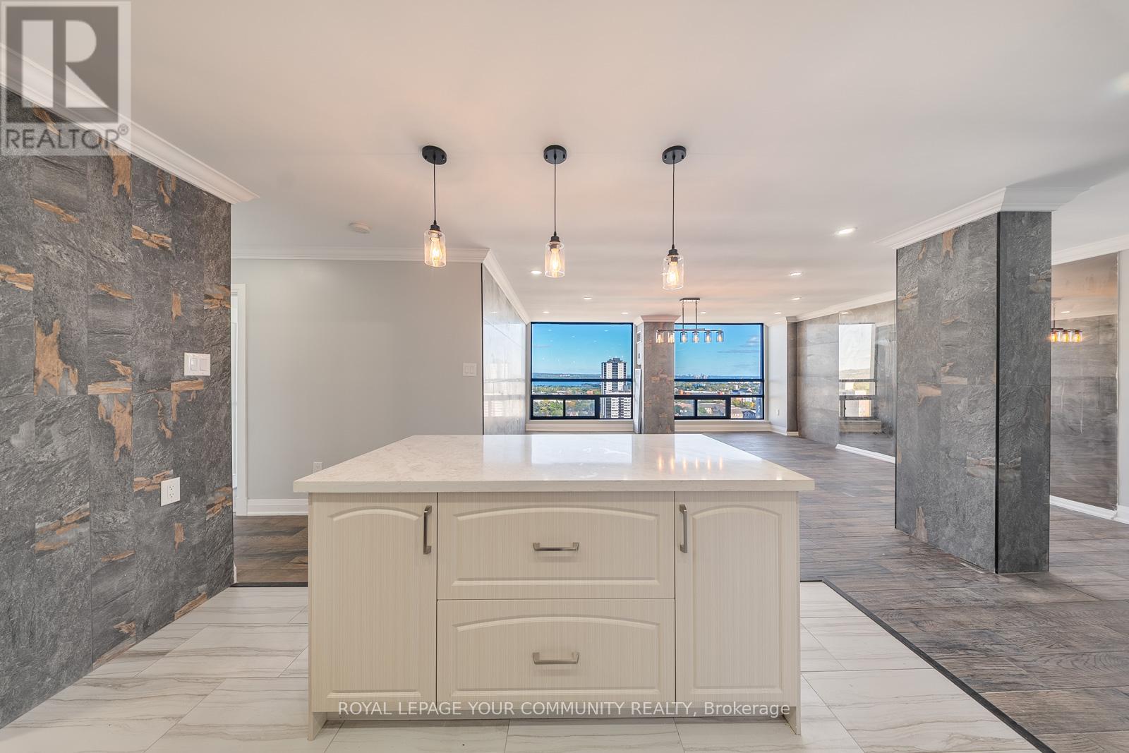 Ph3 - 222 Jackson Street, Hamilton, Ontario  L8P 4S5 - Photo 15 - X12512524