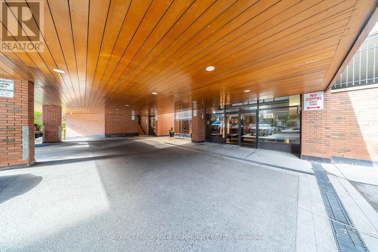 Ph3 - 222 Jackson Street, Hamilton, Ontario  L8P 4S5 - Photo 2 - X12512524