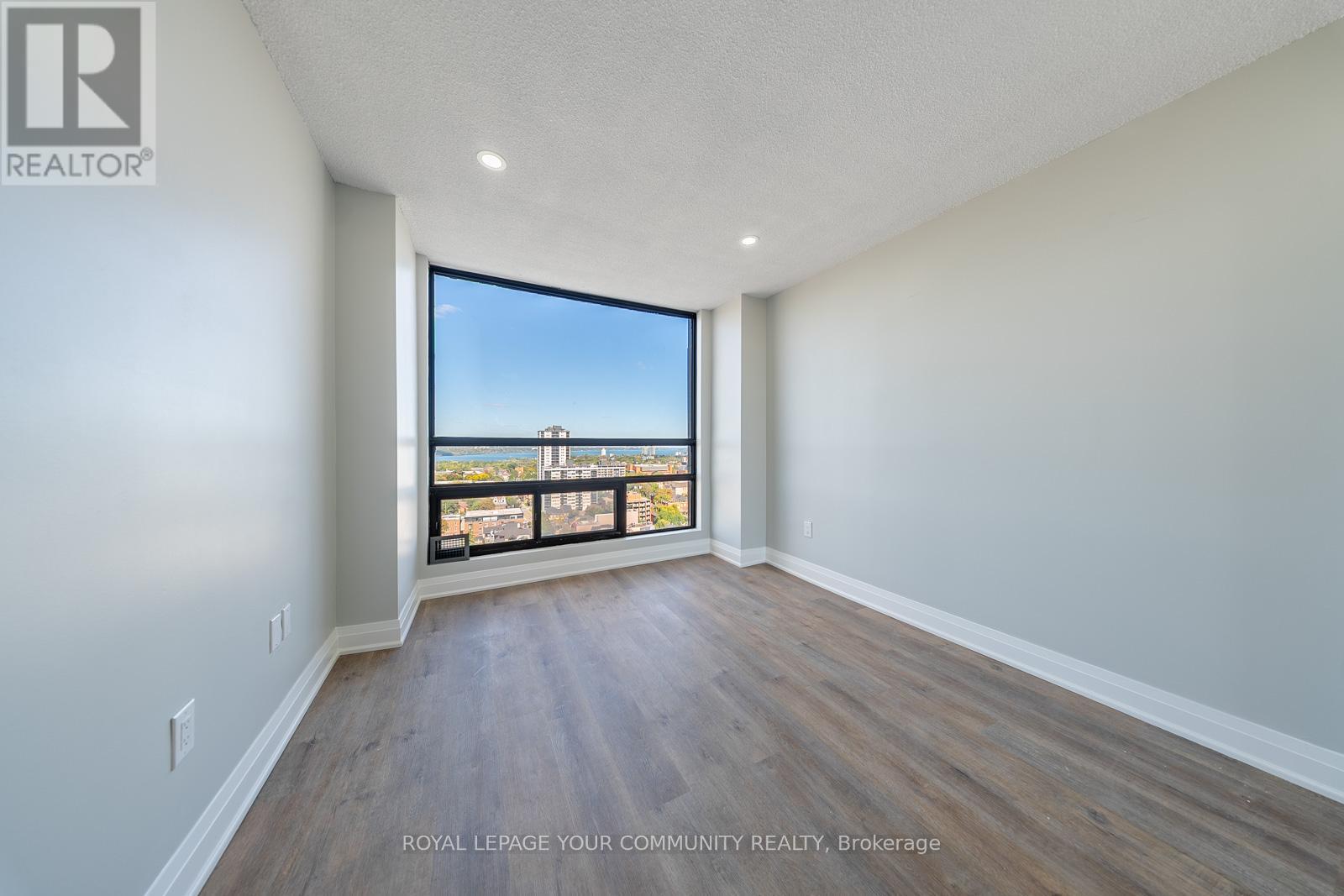 Ph3 - 222 Jackson Street, Hamilton, Ontario  L8P 4S5 - Photo 32 - X12512524