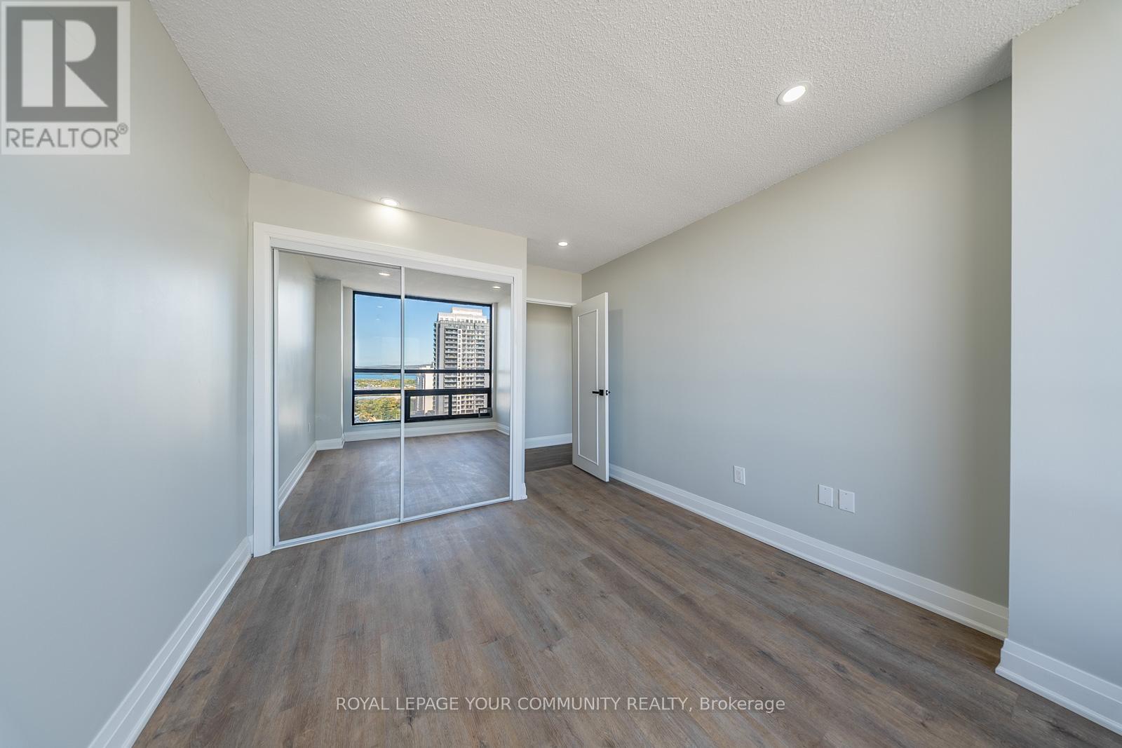 Ph3 - 222 Jackson Street, Hamilton, Ontario  L8P 4S5 - Photo 33 - X12512524