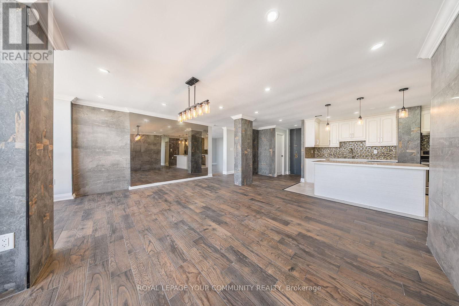 Ph3 - 222 Jackson Street, Hamilton, Ontario  L8P 4S5 - Photo 9 - X12512524