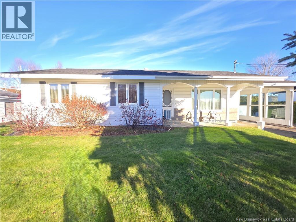 636 3 ieme Ave, Grand-Sault/Grand Falls, New Brunswick