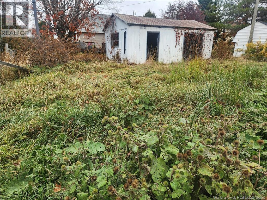 32 Rue Pelletier, Saint-Quentin, New Brunswick  E8A 1Y1 - Photo 25 - NB129665