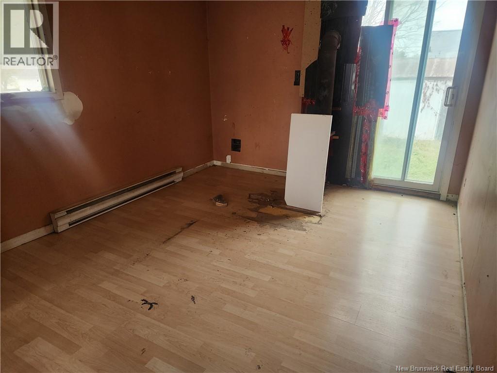 32 Rue Pelletier, Saint-Quentin, New Brunswick  E8A 1Y1 - Photo 7 - NB129665