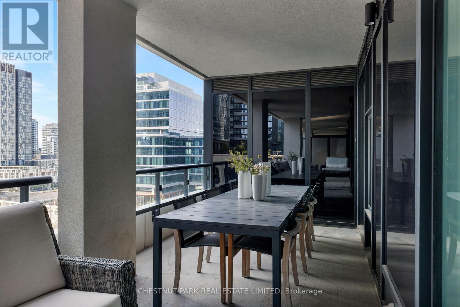 907 - 455 Wellington Street W, Toronto, Ontario  M5V 0V8 - Photo 28 - C12511292