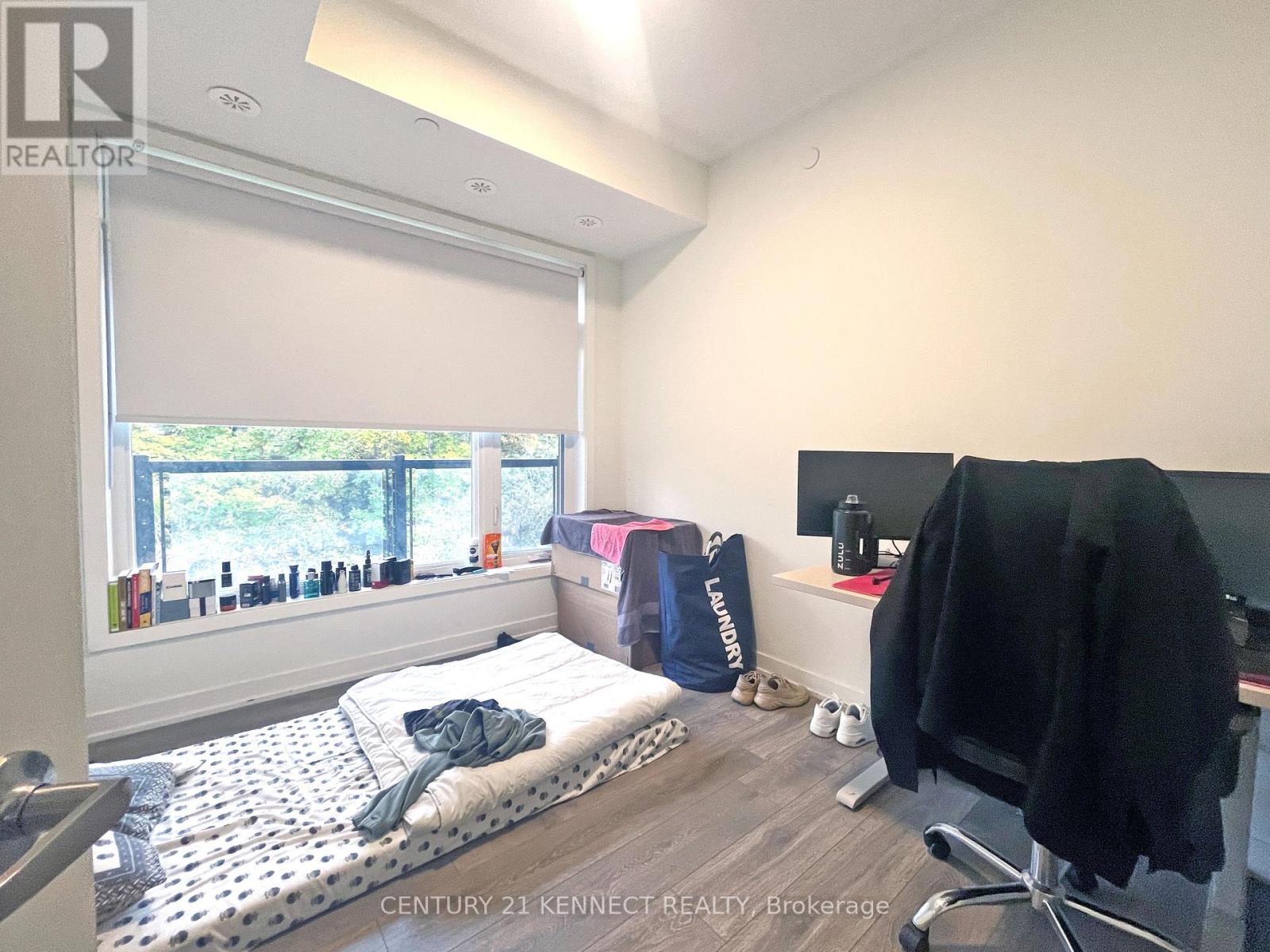 202 - 135 Canon Jackson Drive, Toronto, Ontario  M6M 0C3 - Photo 12 - W12506990