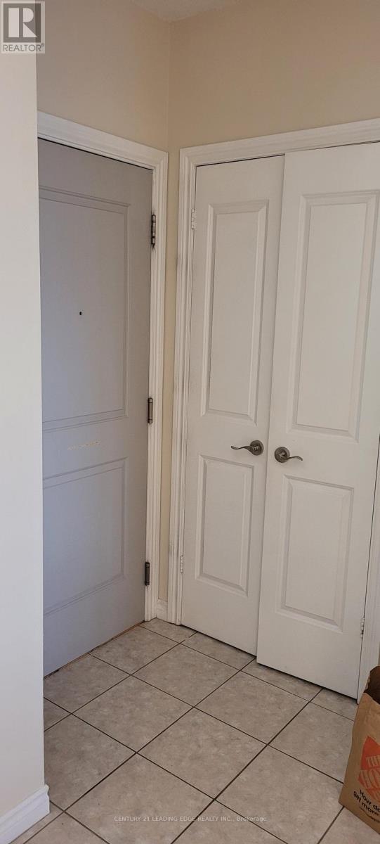 1803 - 135 Wynford Drive, Toronto, Ontario  M3C 0J4 - Photo 17 - C12509764