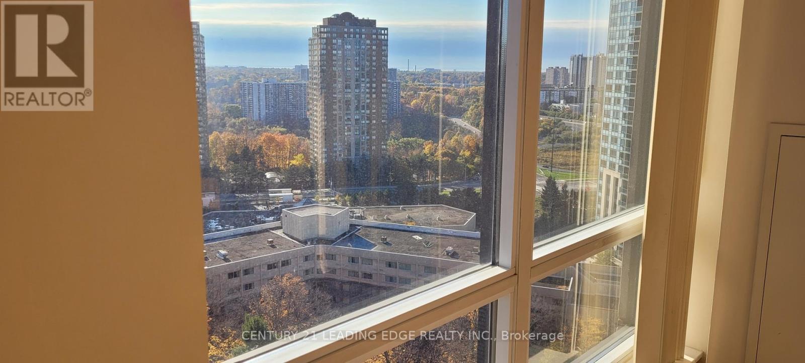 1803 - 135 Wynford Drive, Toronto, Ontario  M3C 0J4 - Photo 7 - C12509764