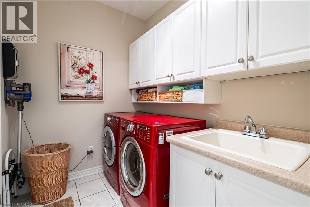 56 Videl Crescent N, St. Catharines, Ontario  L2W 0A3 - Photo 16 - 40785910