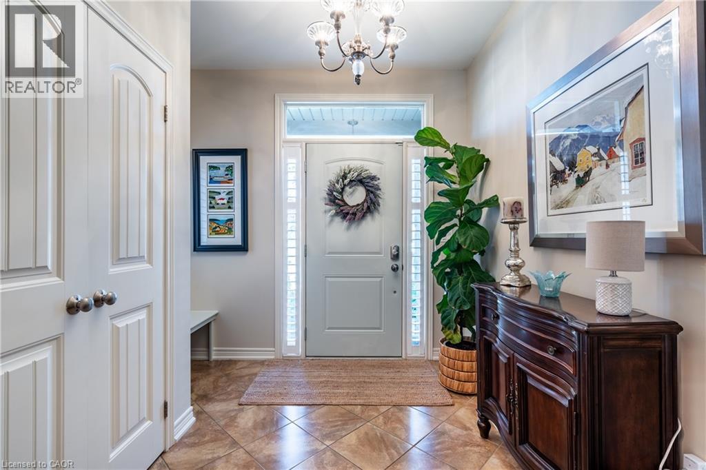 56 Videl Crescent N, St. Catharines, Ontario  L2W 0A3 - Photo 2 - 40785910