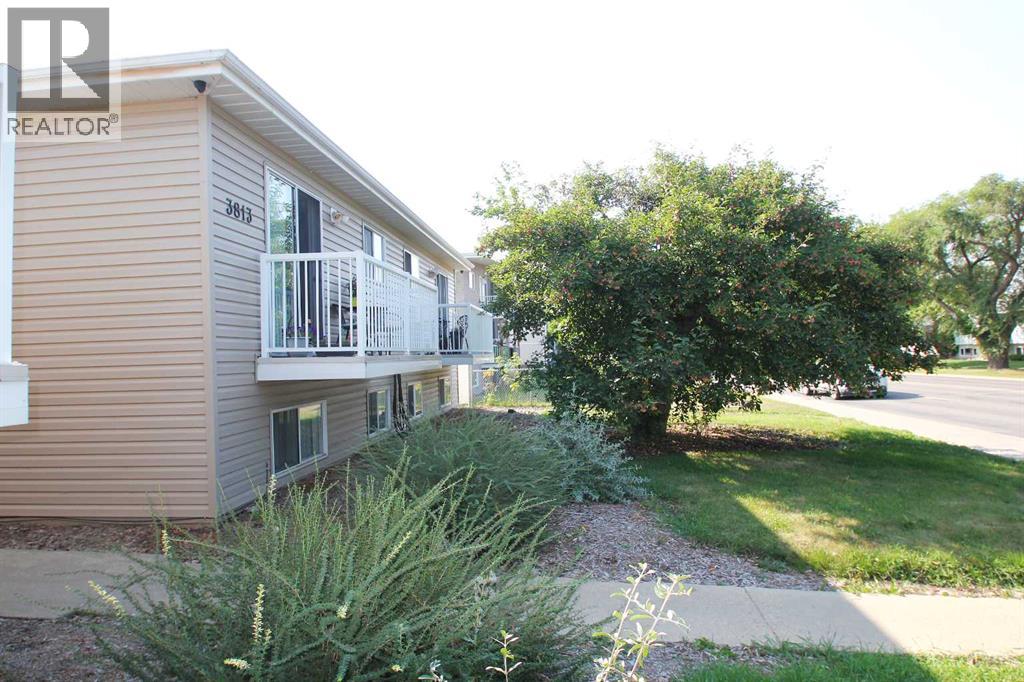 3809-3813 50 Street, Red Deer, Alberta  T4N 1W1 - Photo 7 - A2256418