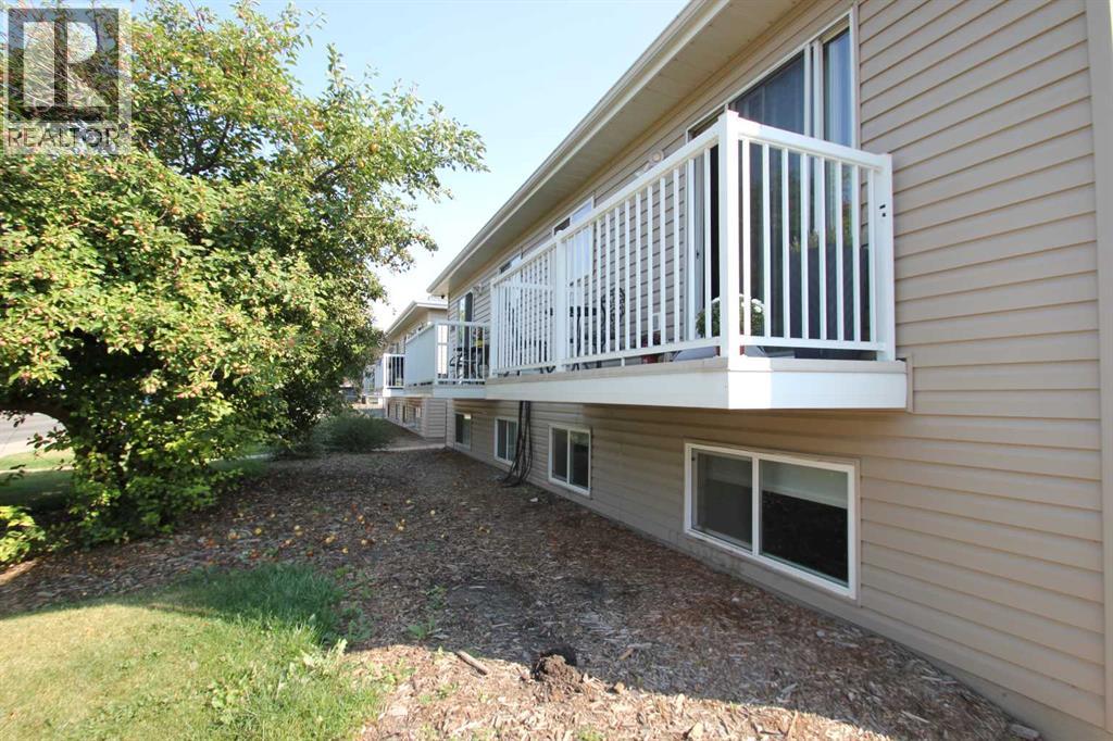 3809-3813 50 Street, Red Deer, Alberta  T4N 1W1 - Photo 5 - A2256418