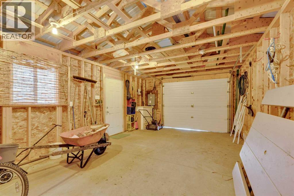 97 Oliver Avenue, Gull Lake, Alberta  T4L 2N1 - Photo 25 - A2264062