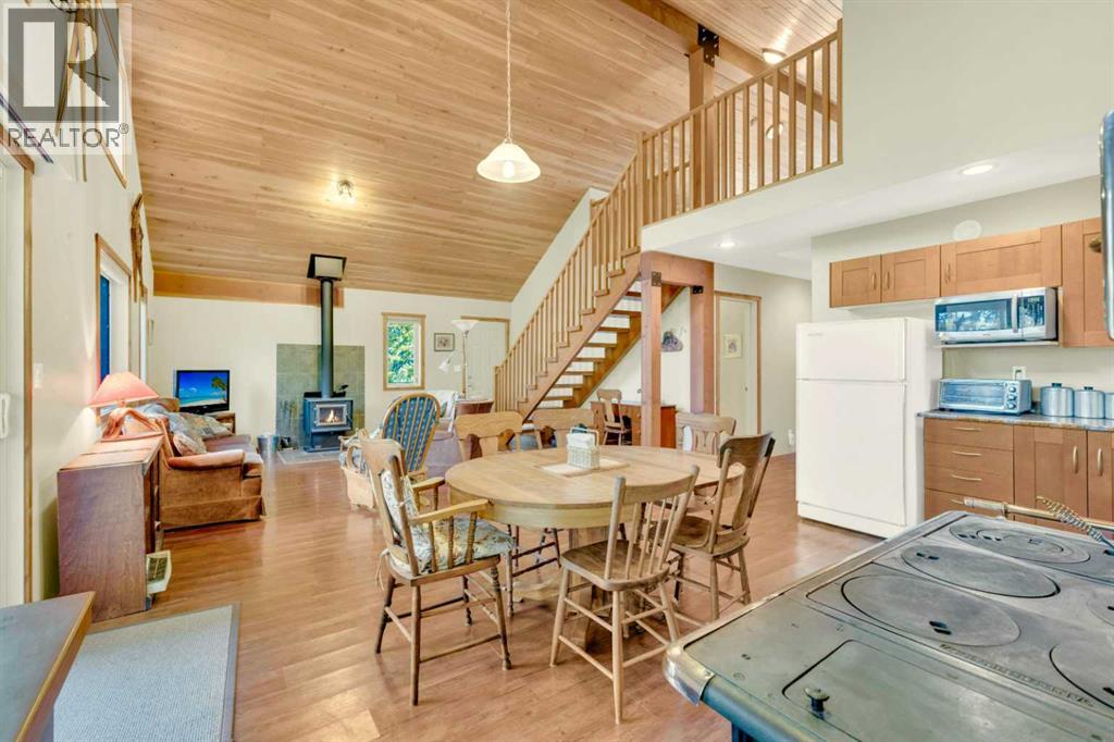 97 Oliver Avenue, Gull Lake, Alberta  T4L 2N1 - Photo 5 - A2264062