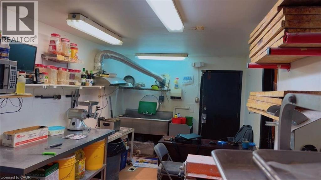 390 Courtland Avenue E, Kitchener, Ontario N2G 2W2 - Photo 11 - 40779320