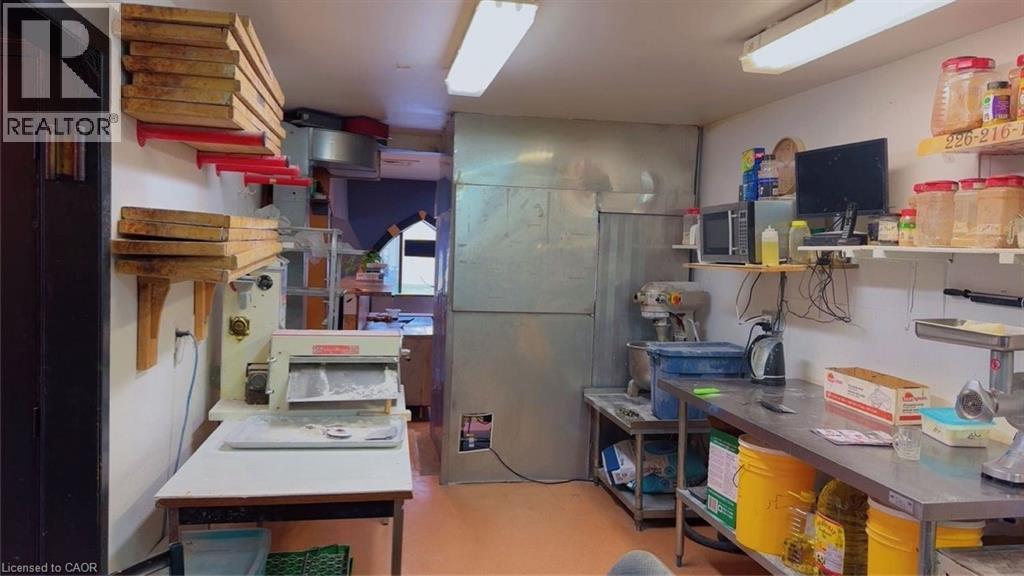 390 Courtland Avenue E, Kitchener, Ontario N2G 2W2 - Photo 7 - 40779320