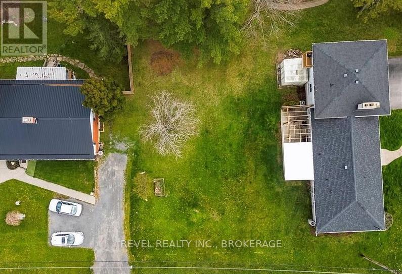 5 Manitou Crescent, Loyalist (Amherstview), Ontario  K7N 1B1 - Photo 2 - X12512914