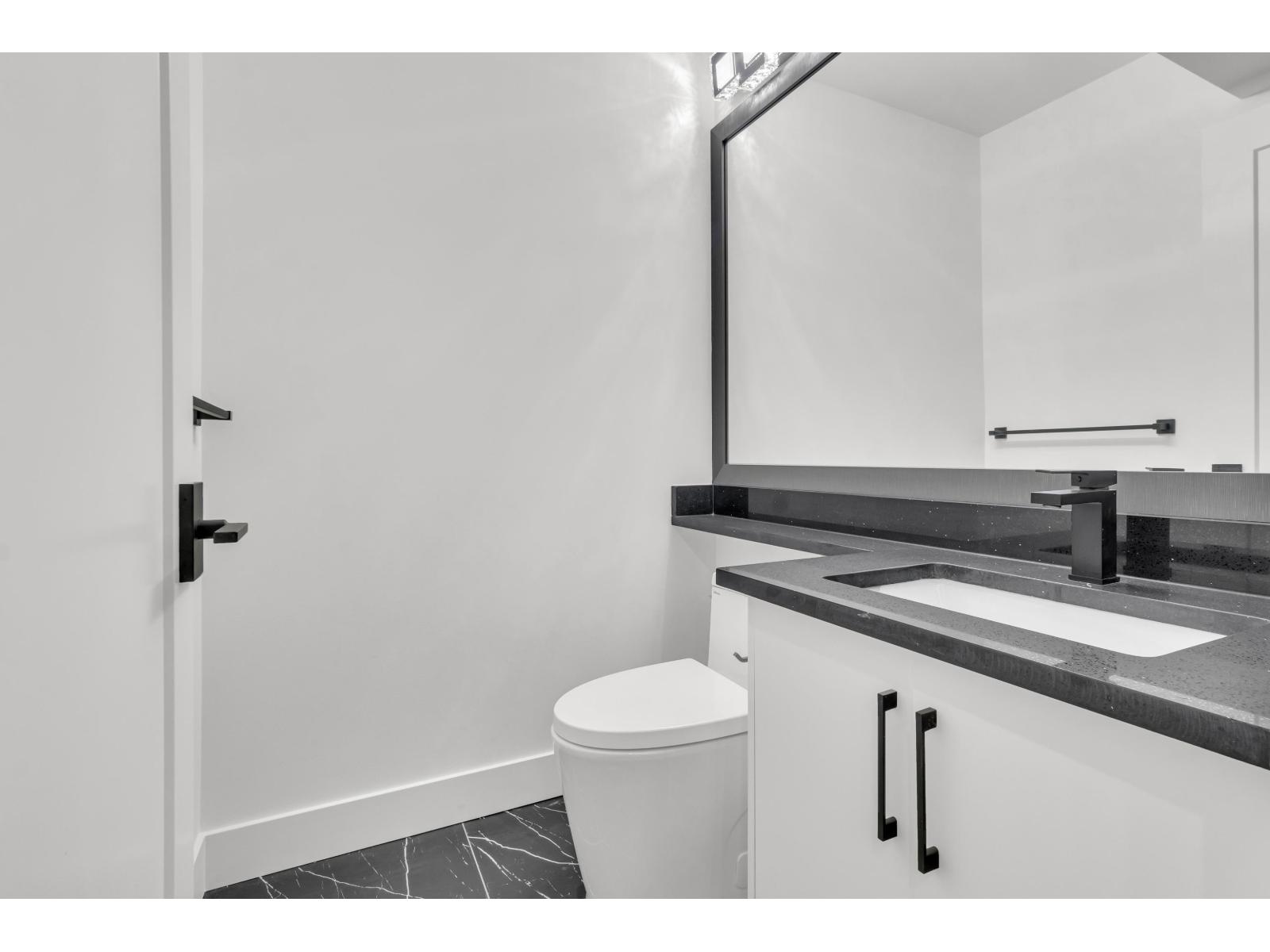 7020 205 Street, Langley, British Columbia  V2Y 1S9 - Photo 31 - R3064212